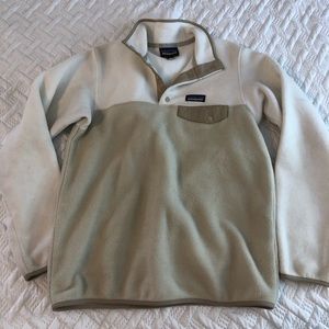 Patagonia Cream/Oatmeal Synchilla Pullover Sweater